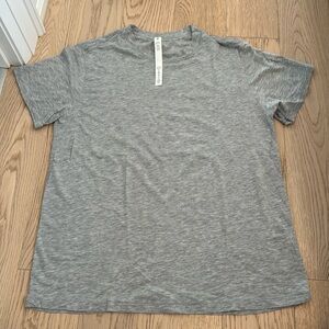 Lululemon T-shirt